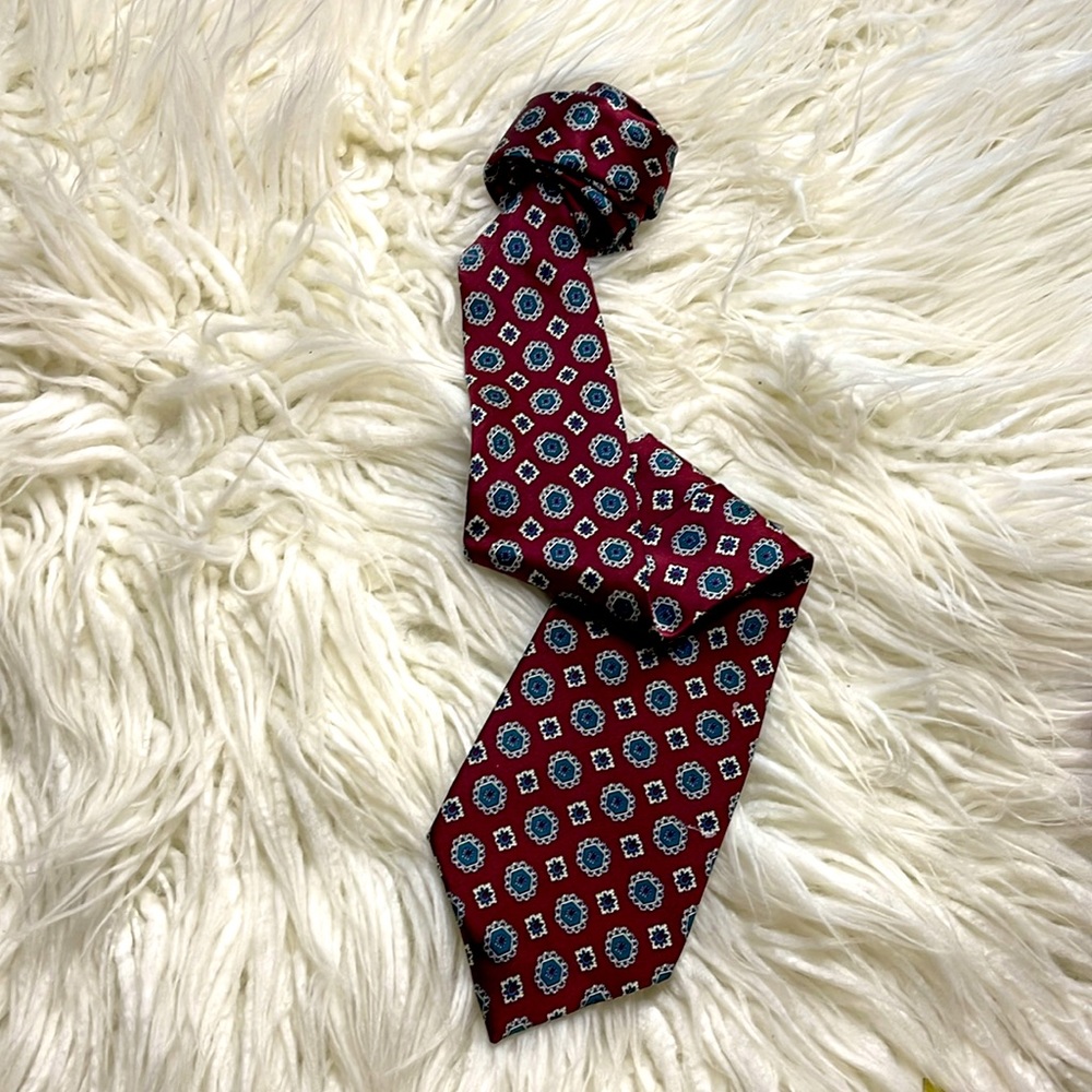 Nubio Tie All Silk Necktie - Picture 3 of 12